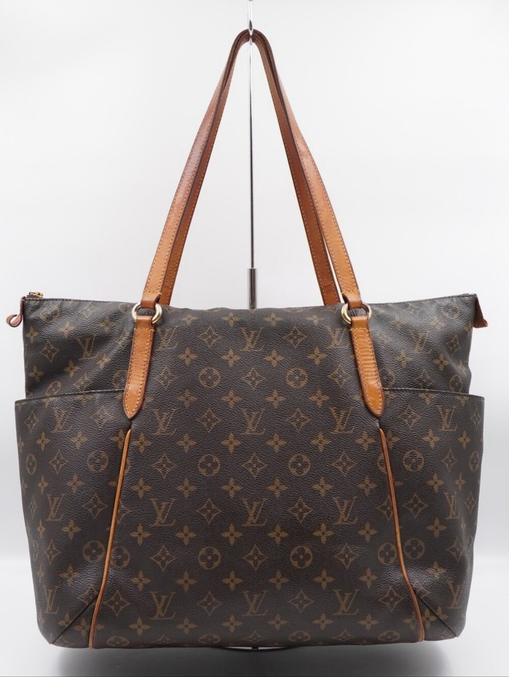 CP22 💕 Louis Vuitton Monogram Totally GM